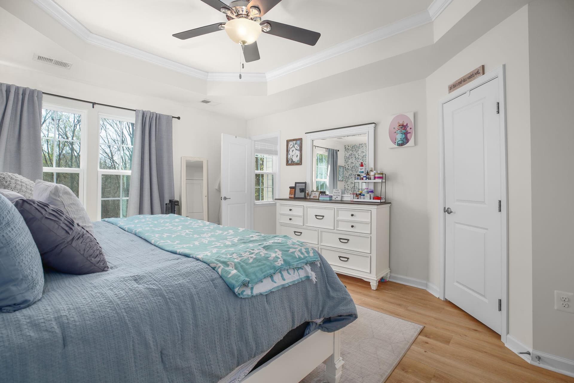 4512 Alliance Way photo 9