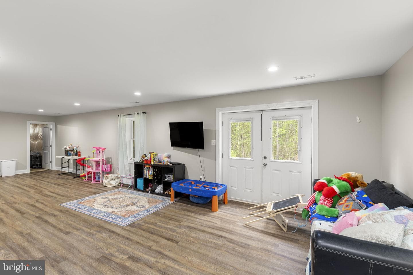 11522 Light Lane photo 21
