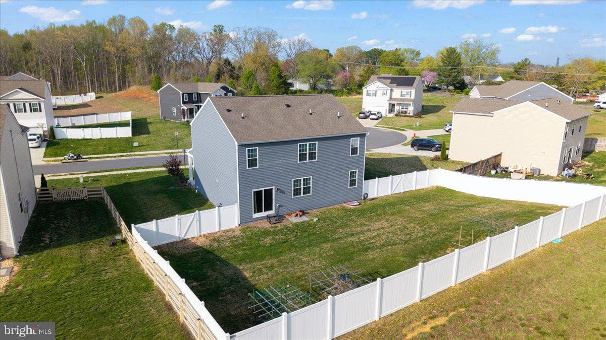 7404 Jake Court photo 11