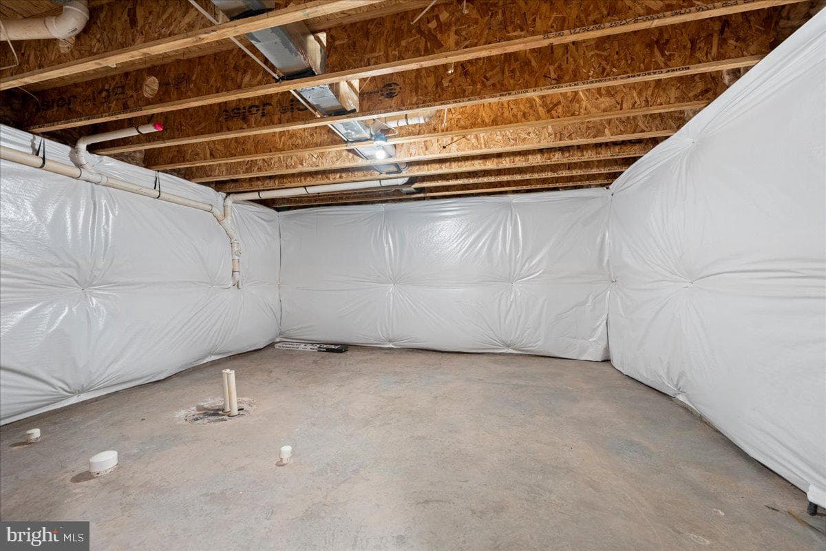 7404 Jake Court photo 32
