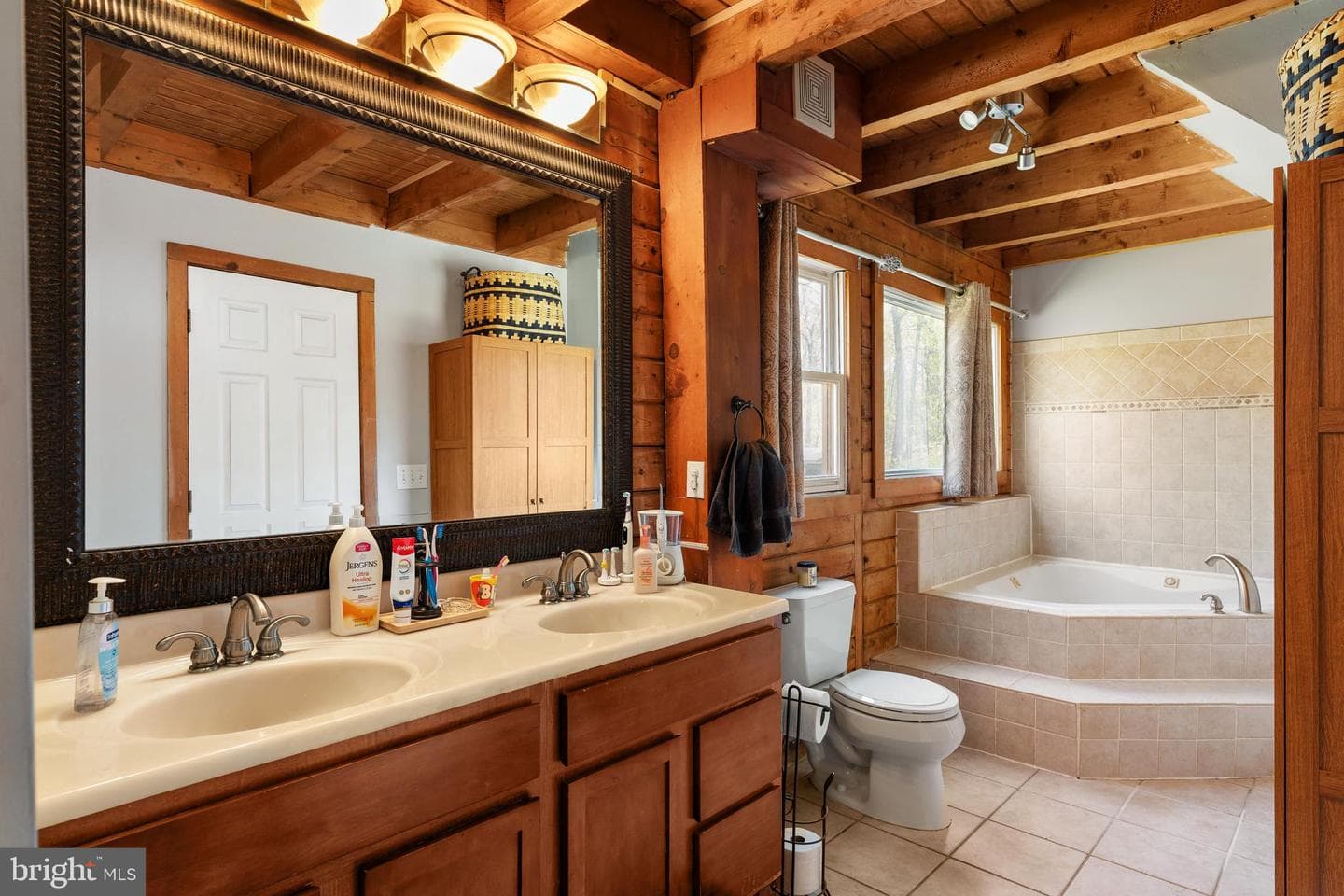 13507 Black Meadow Road photo 36