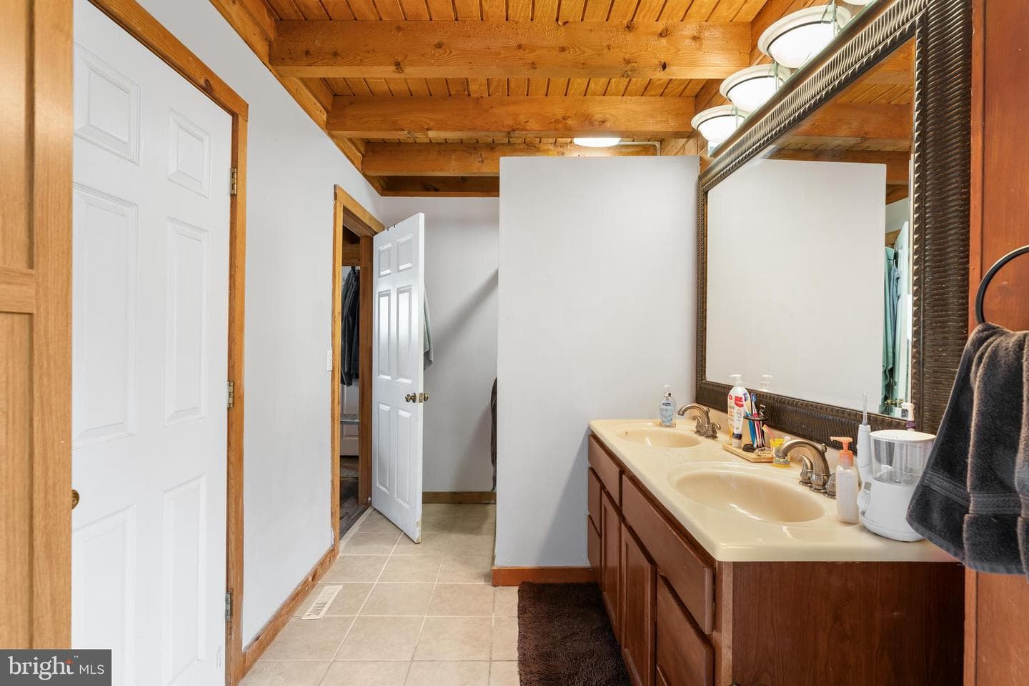 13507 Black Meadow Road photo 37