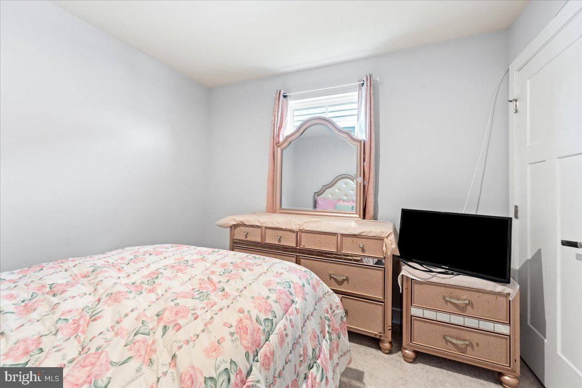 7609 Loughton Lane photo 15