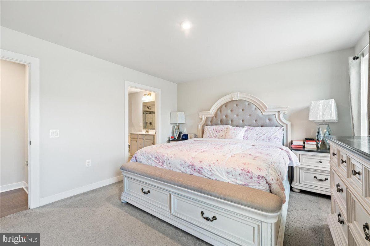 7609 Loughton Lane photo 29