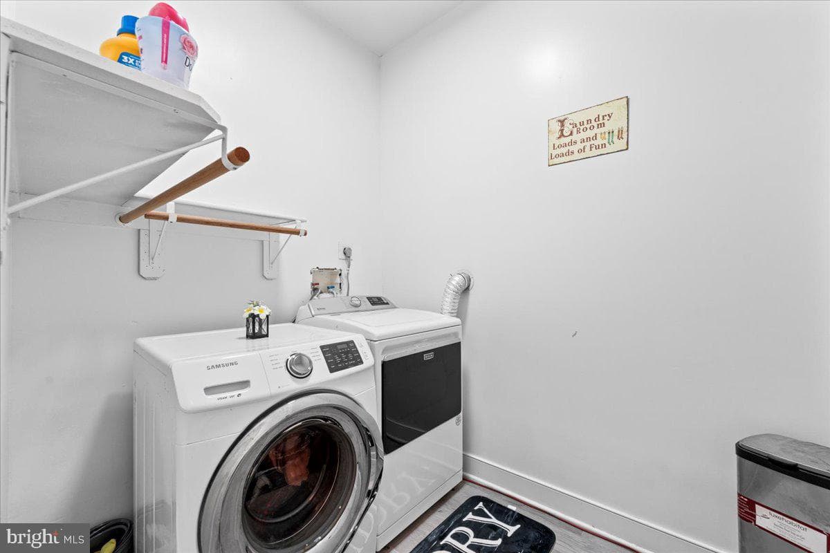 7403 Barrister Court photo 37