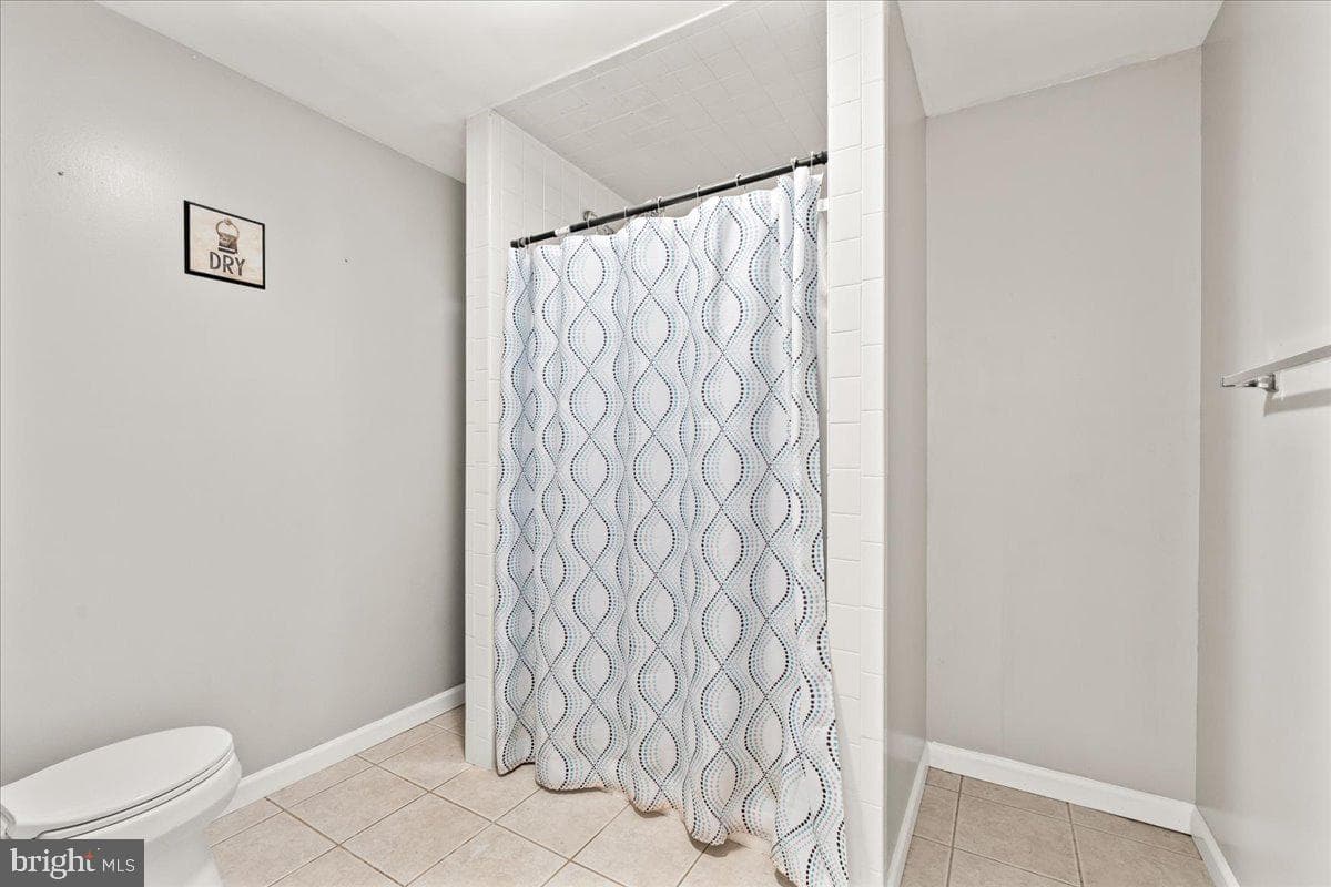 7403 Barrister Court photo 53