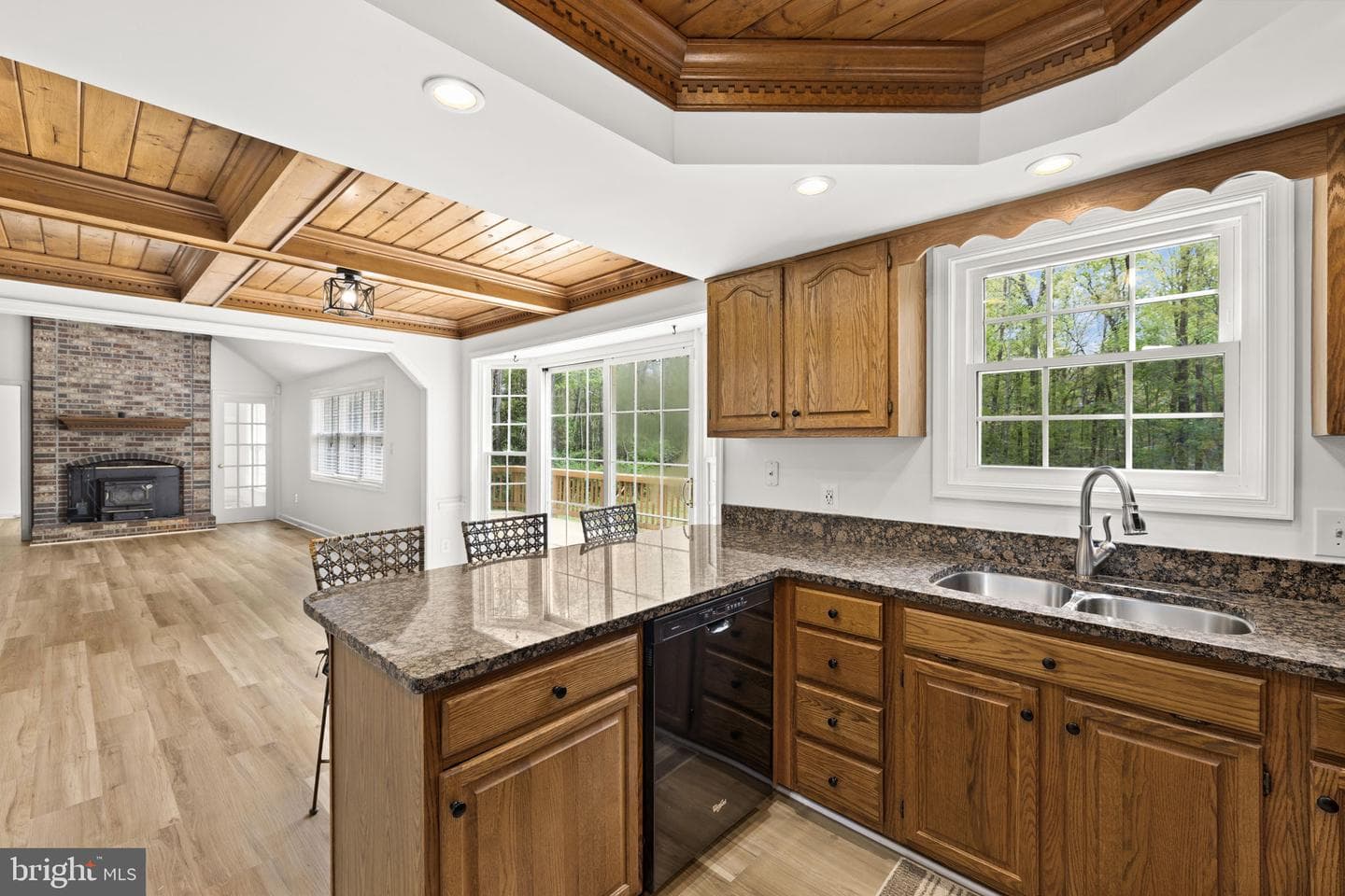 7300 River Road photo 13