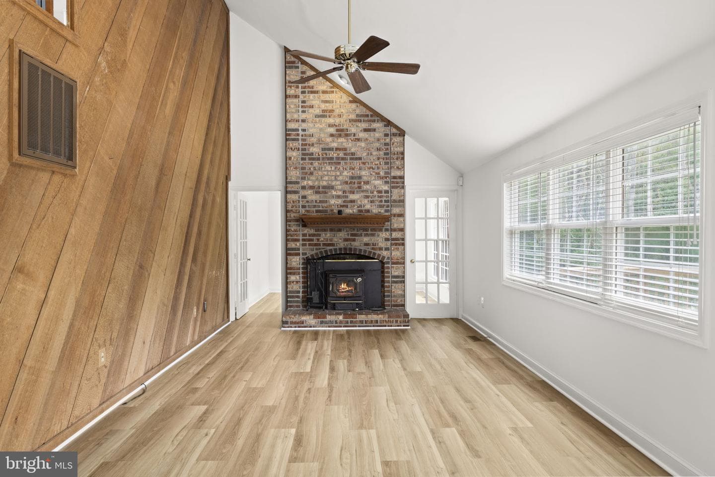 7300 River Road photo 22