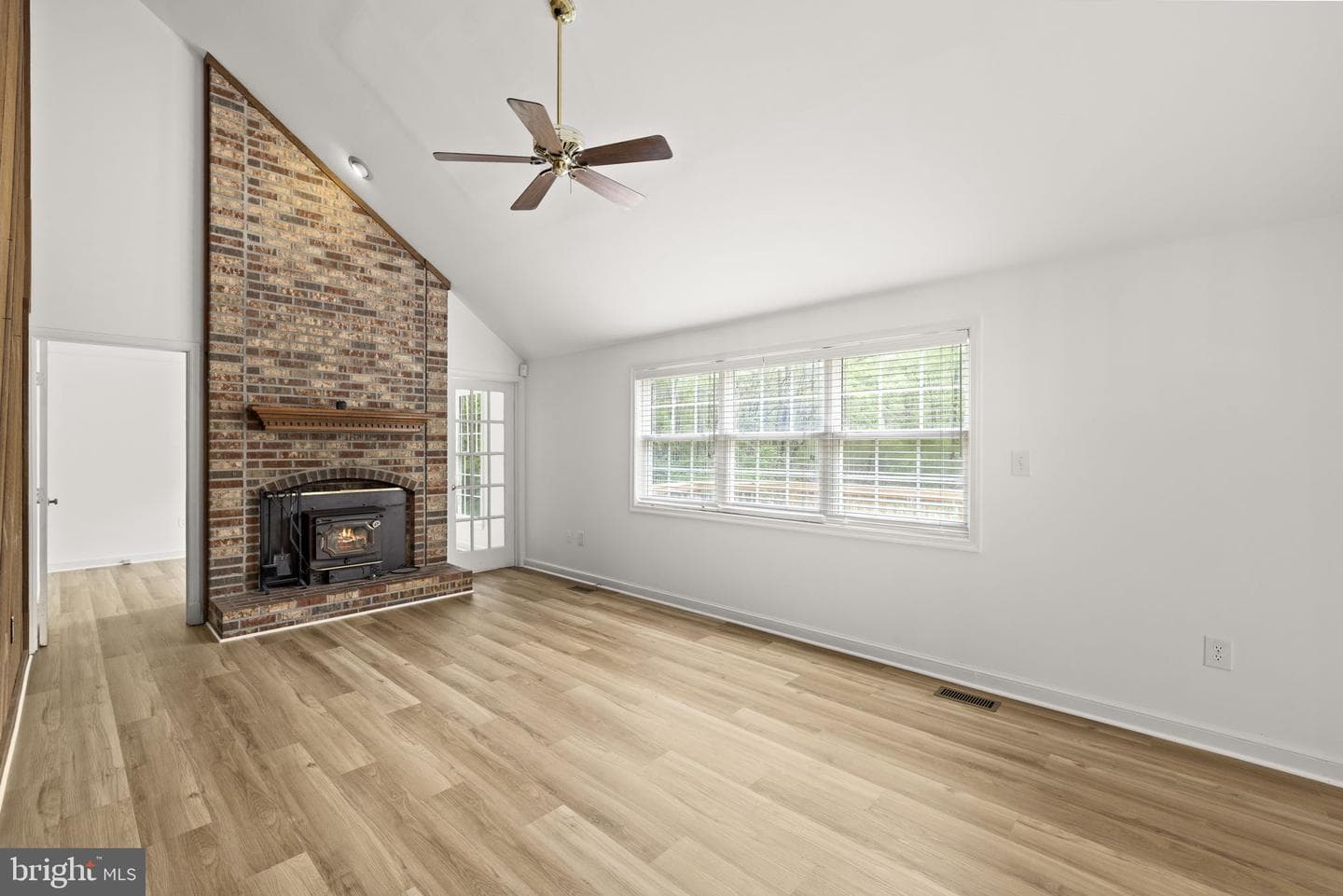 7300 River Road photo 23
