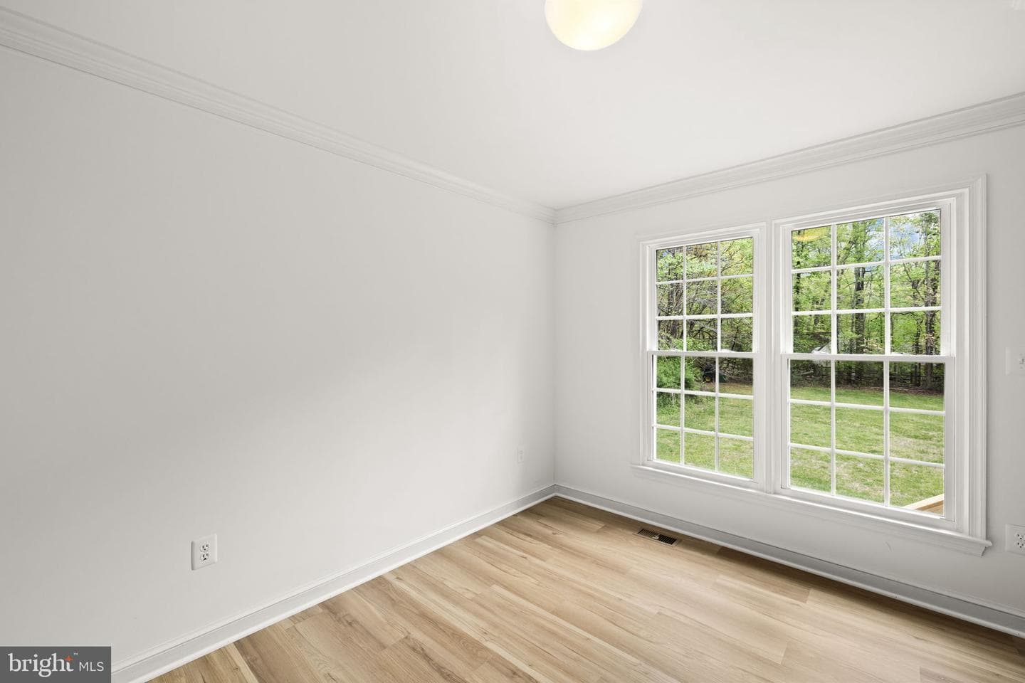 7300 River Road photo 26