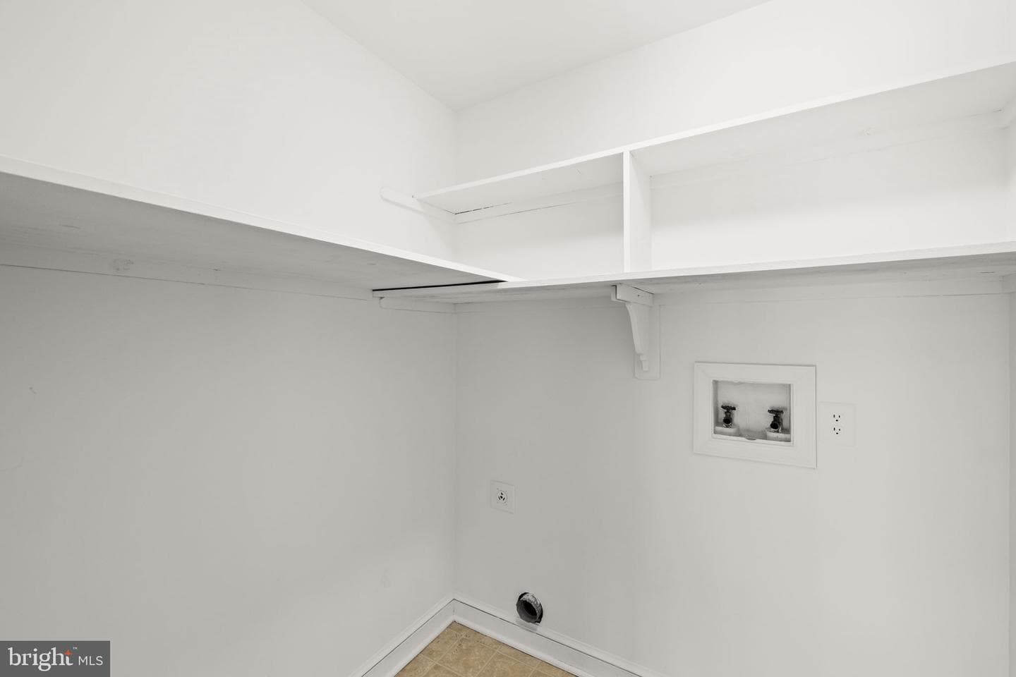 7300 River Road photo 27