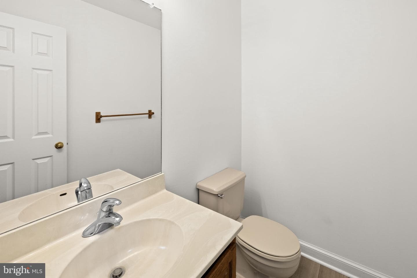 7300 River Road photo 28