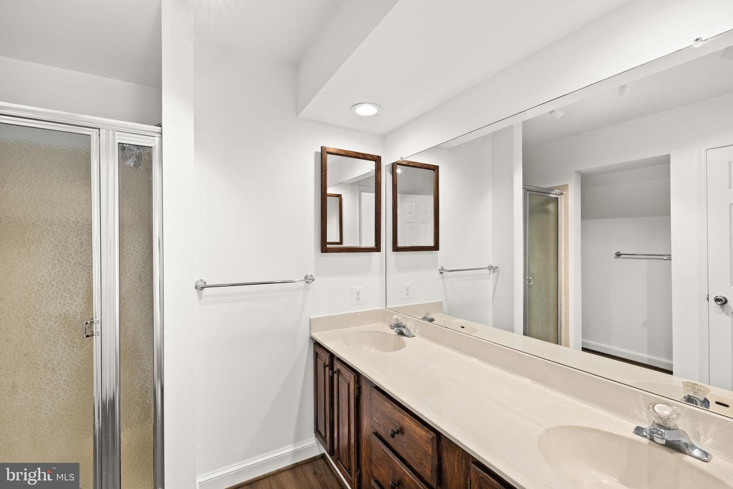 7300 River Road photo 33