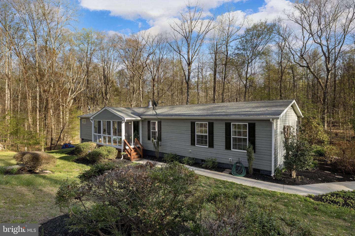 9401 Mill Pond Road photo 2