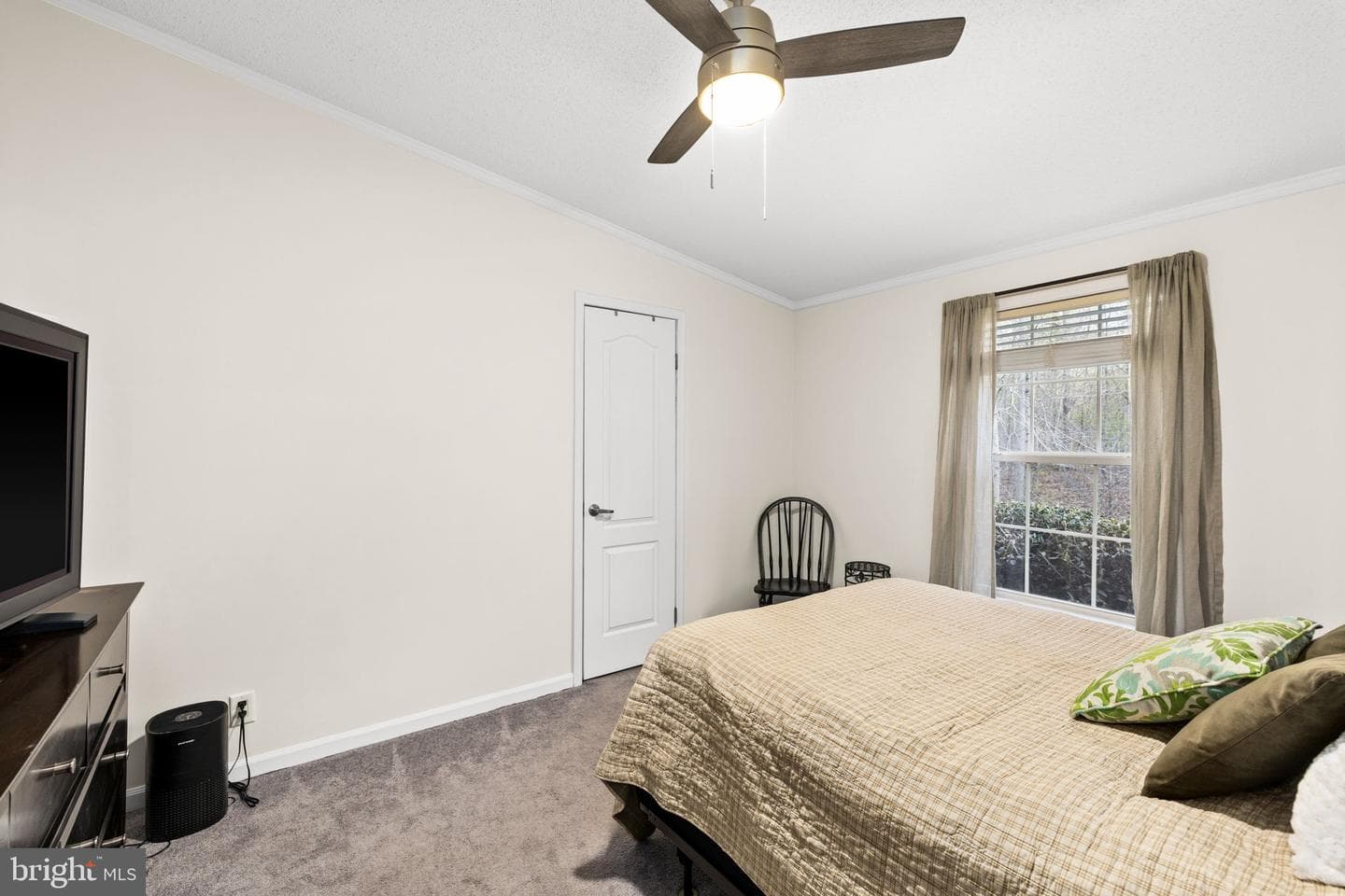 9401 Mill Pond Road photo 23