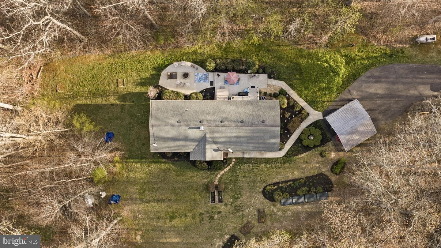 9401 Mill Pond Road photo 3