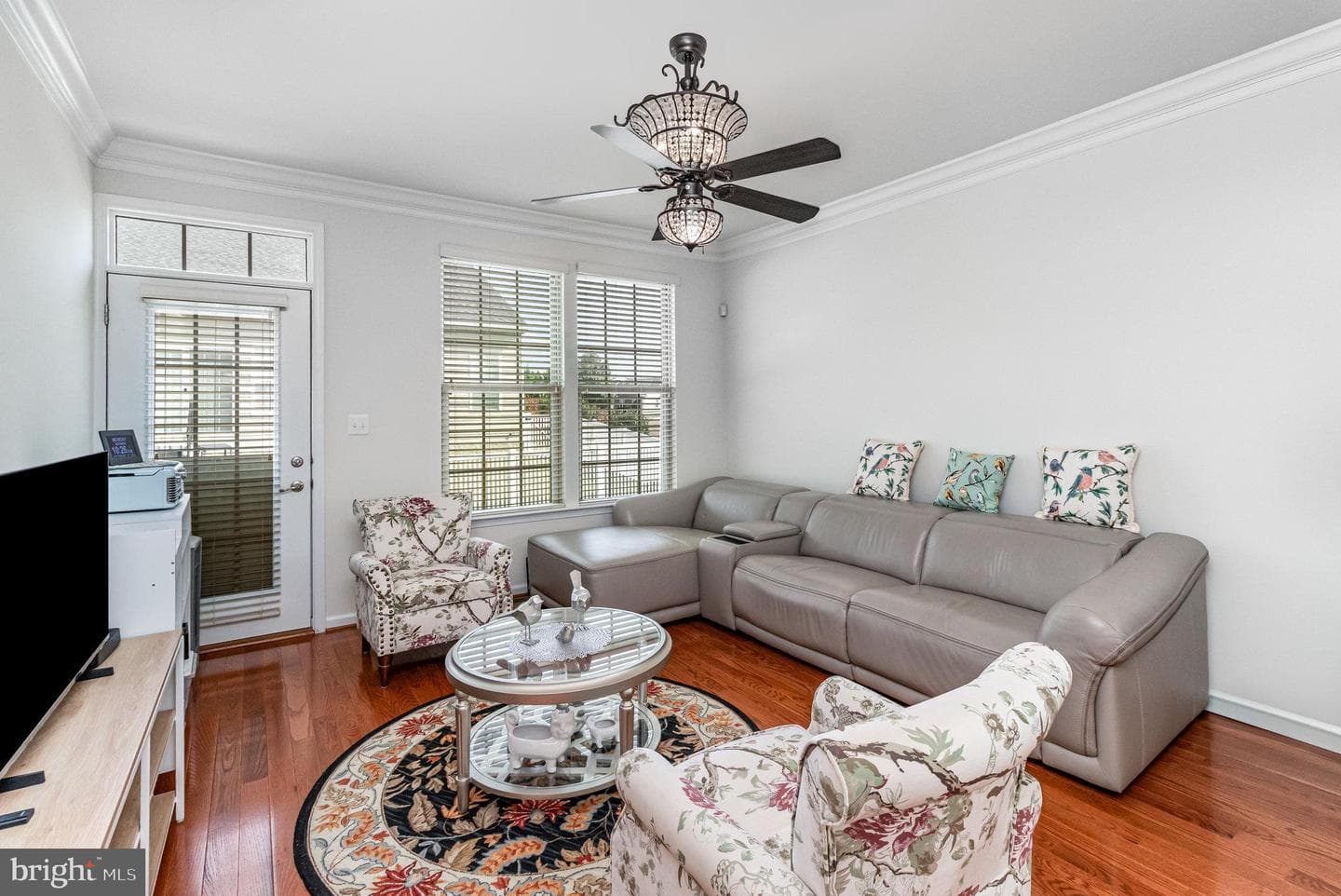 5701 Spring Arbor Circle photo 3