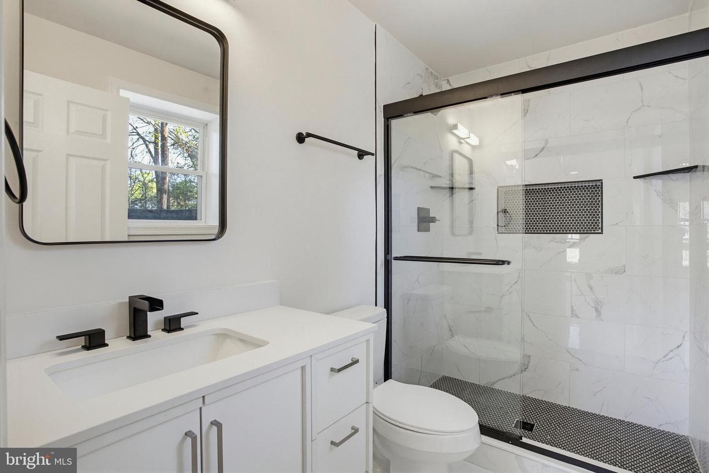 4205 Amelia Drive photo 25