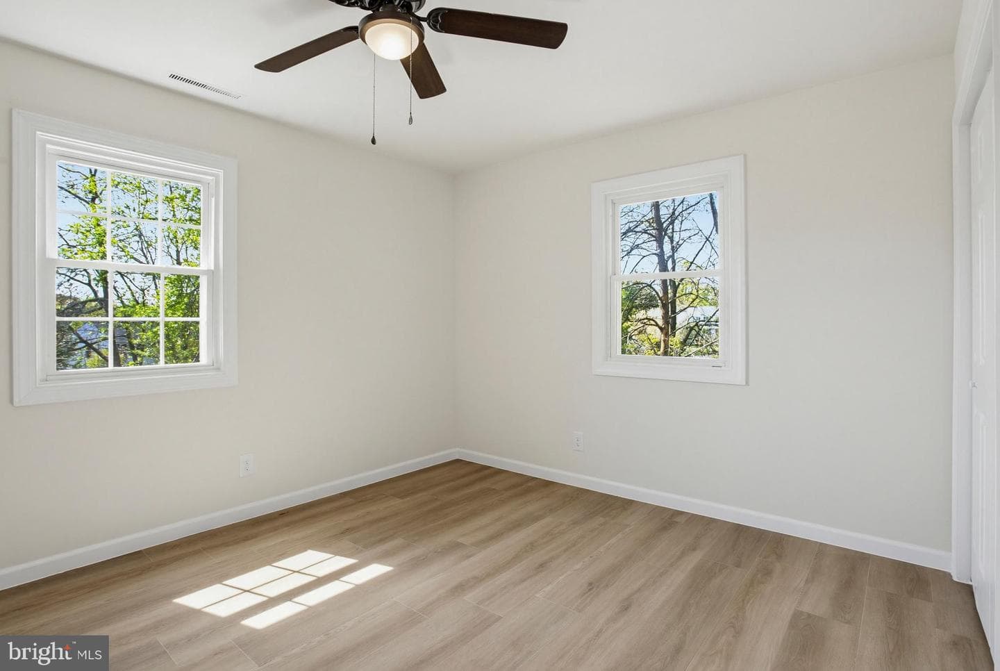 4205 Amelia Drive photo 27