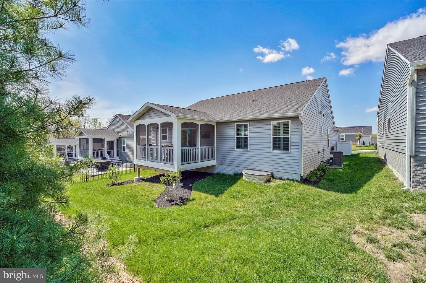 12411 General Mahone Drive photo 39