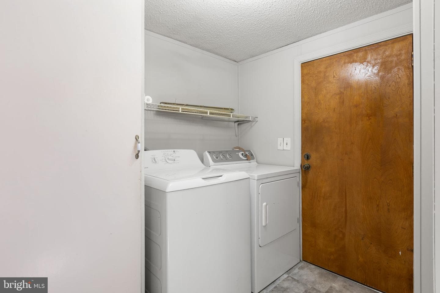 4703 Holly Drive photo 11