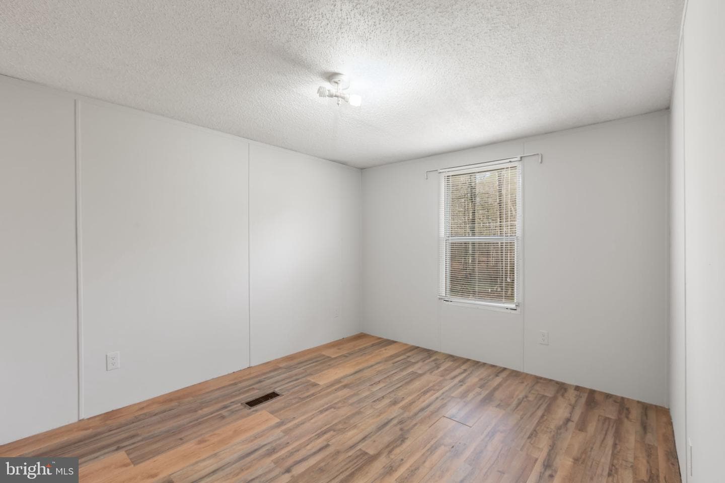 4703 Holly Drive photo 18