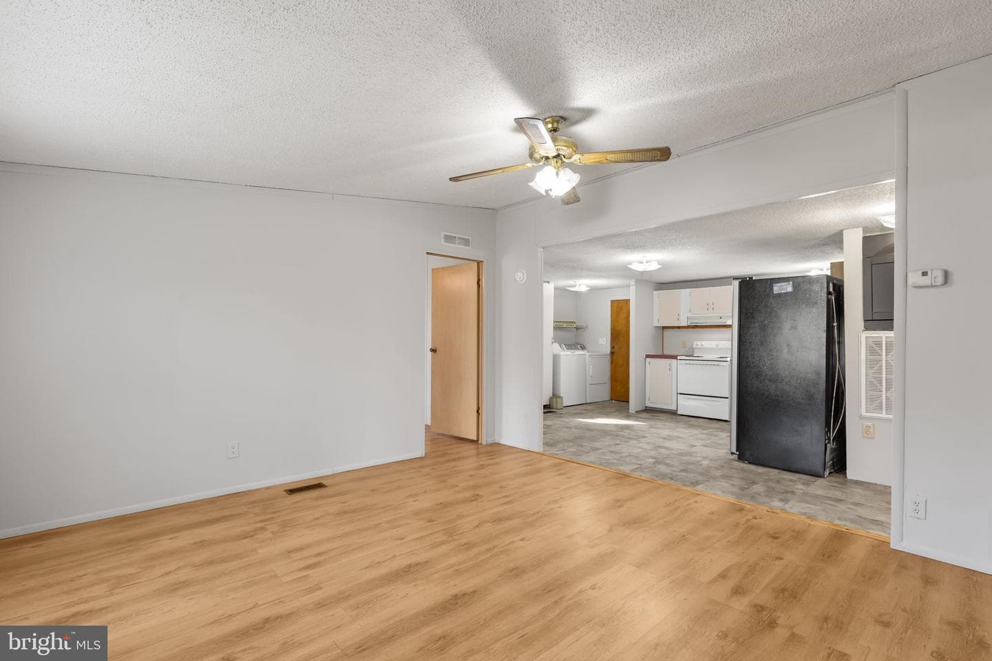 4703 Holly Drive photo 4