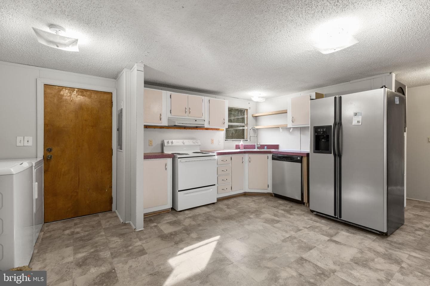 4703 Holly Drive photo 6