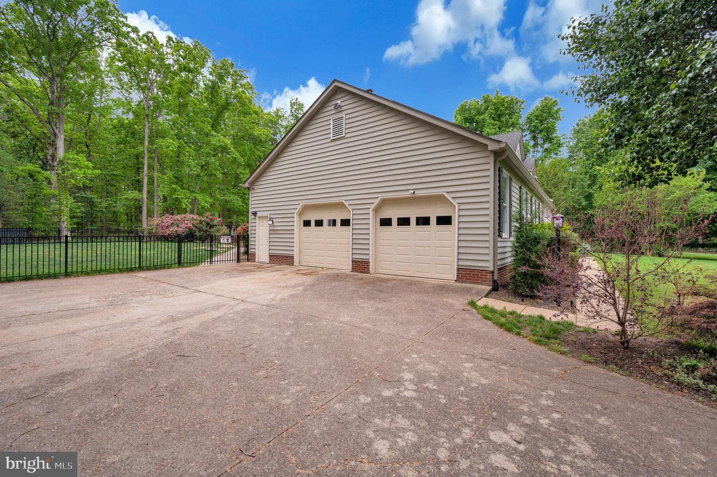 8125 Lee Jackson Circle photo 51