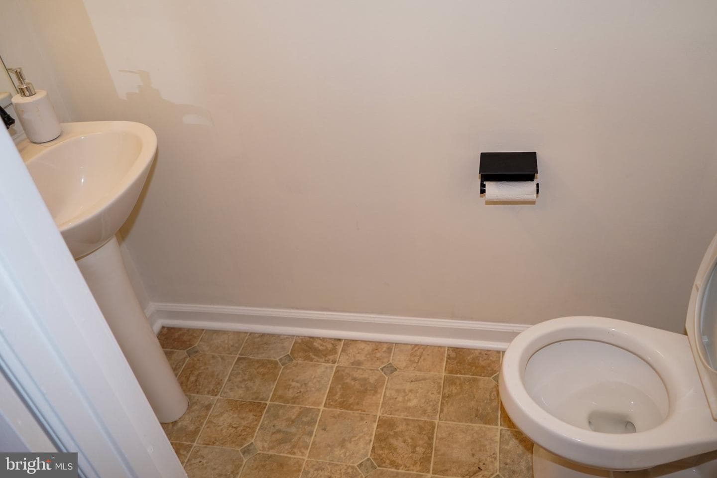 4004 Fountain Bridge Court photo 21