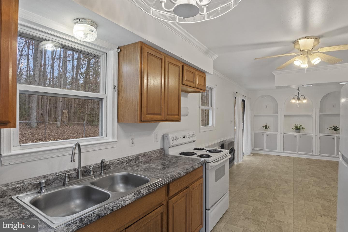 11013 Forest Hollow Drive photo 11