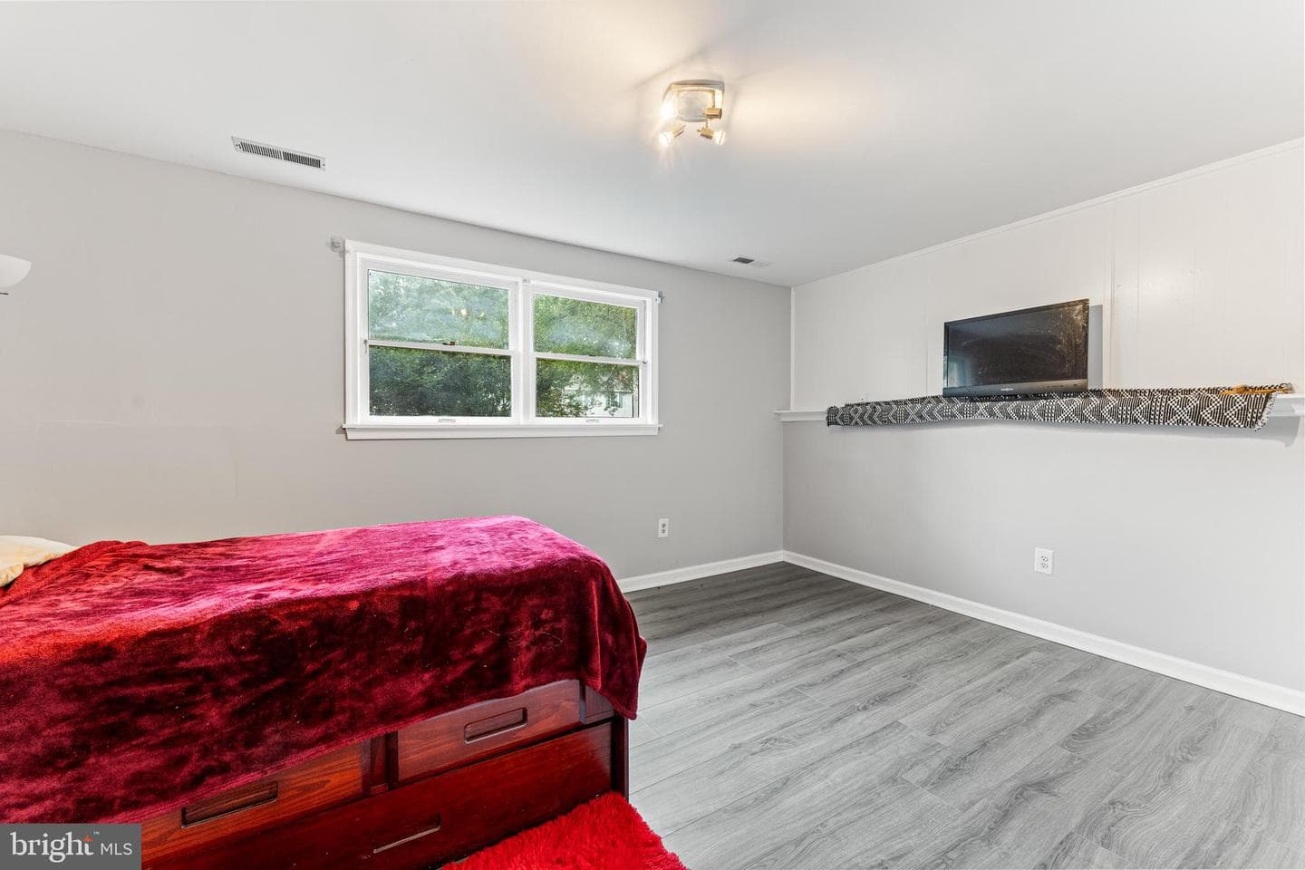 5406 Lee White Lane photo 18
