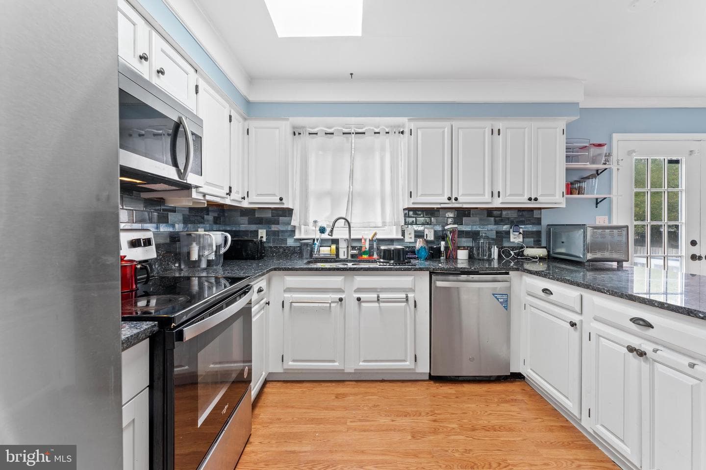 5406 Lee White Lane photo 8