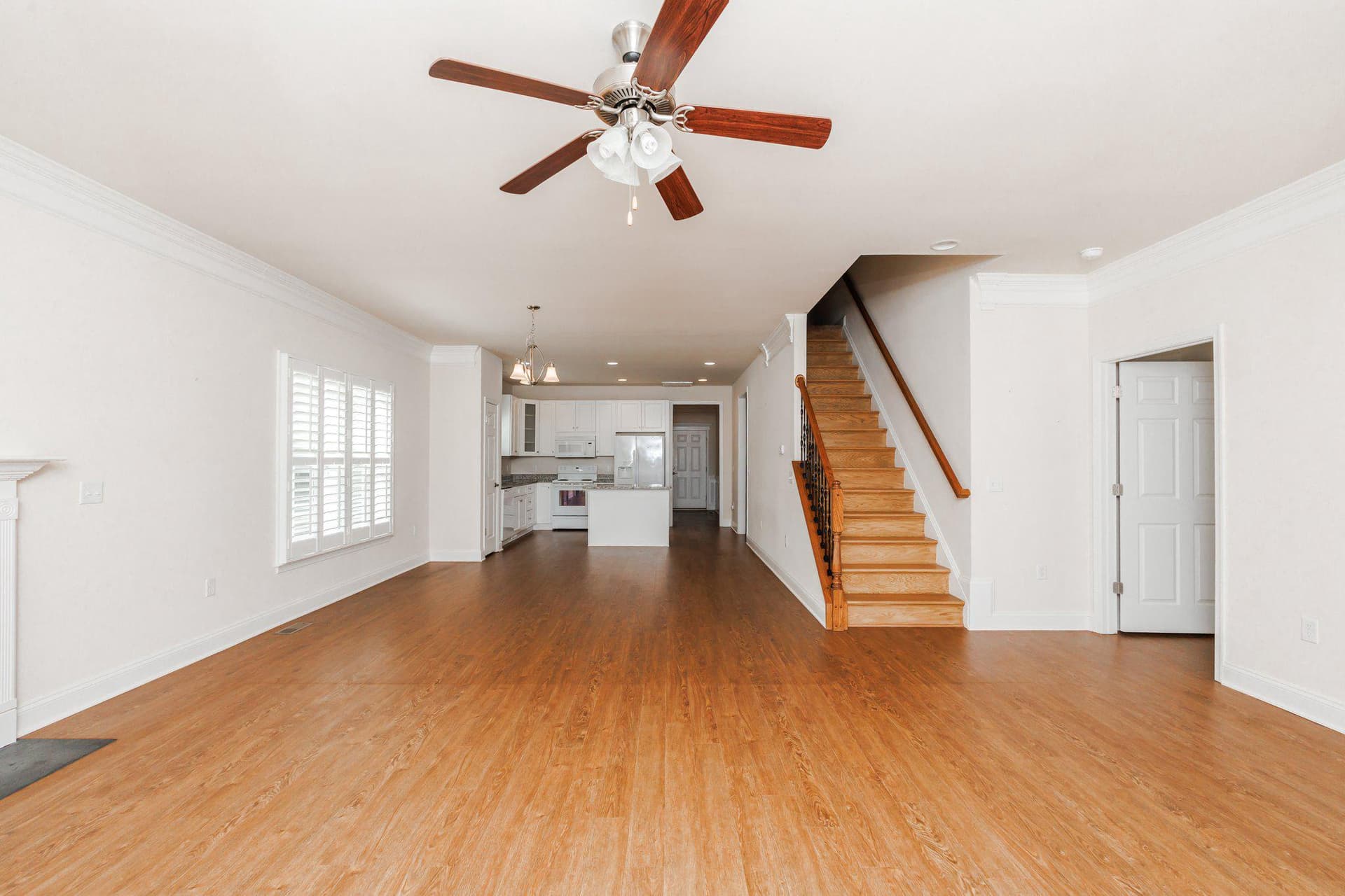 5700 Spring Arbor Circle photo 15
