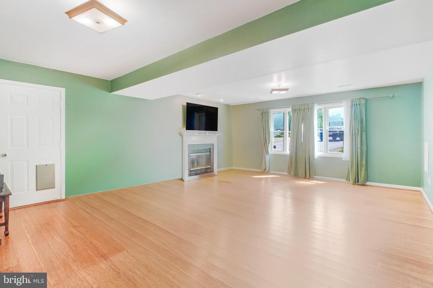 11615 Kenton Drive photo 22