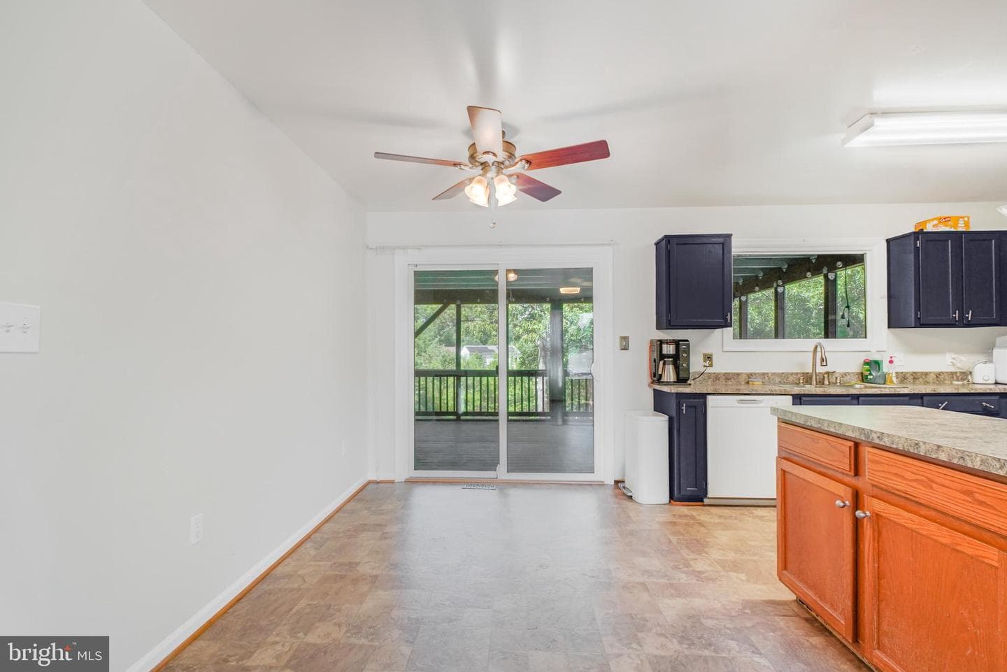 11615 Kenton Drive photo 9