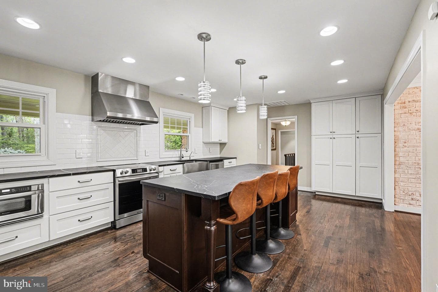 7 River Bluffs Drive photo 8