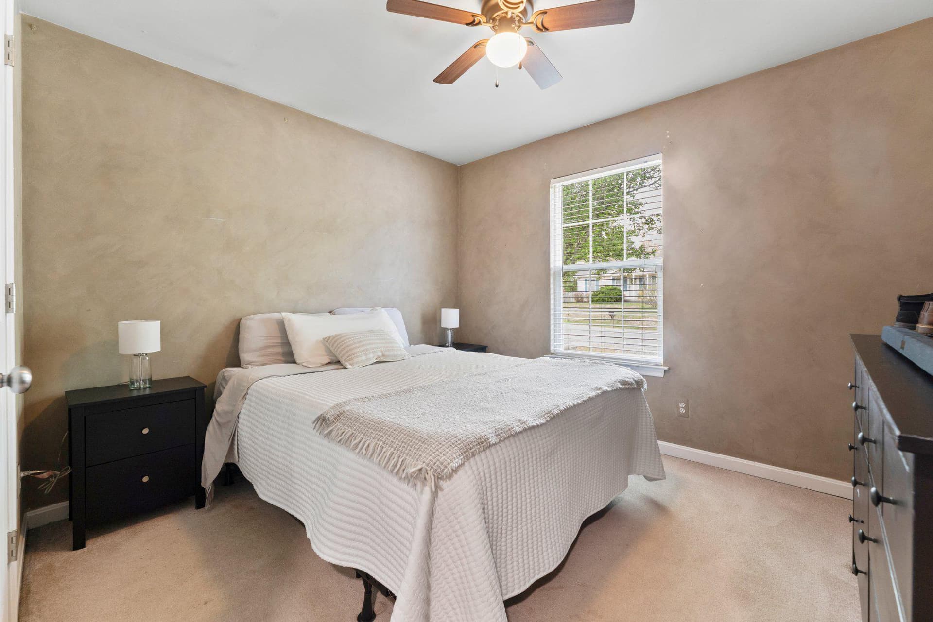 8811 Kent Court photo 19