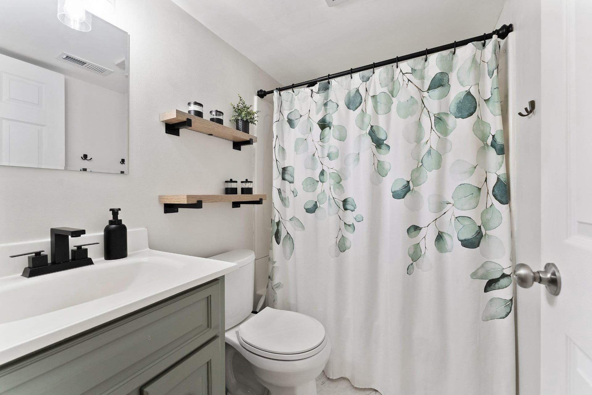 8811 Kent Court photo 31