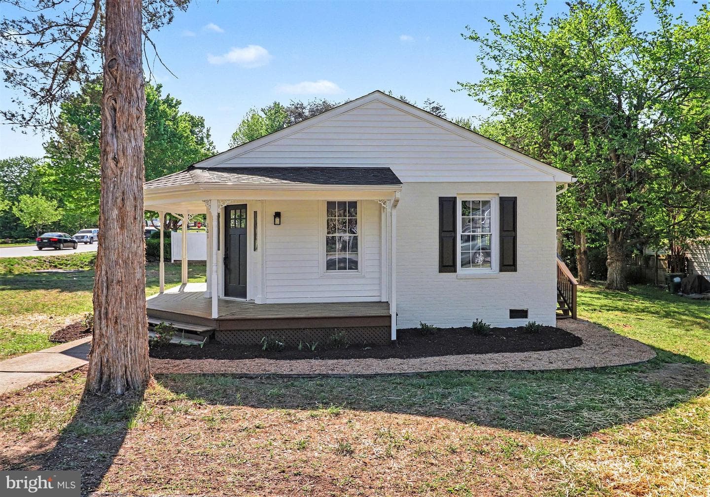 101 Spotslee Drive photo 2