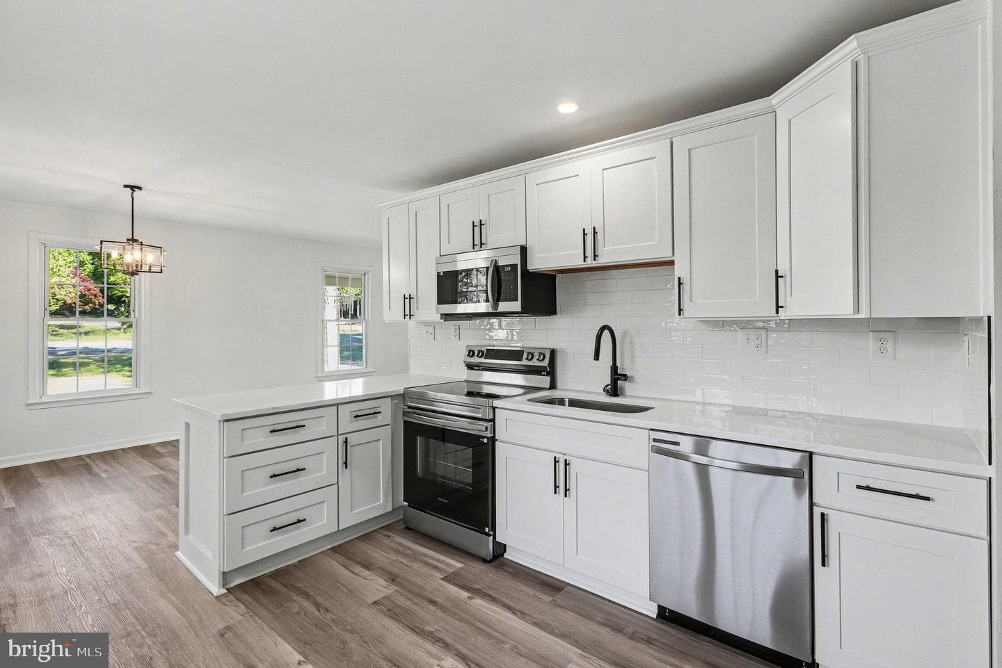 101 Spotslee Drive photo 3