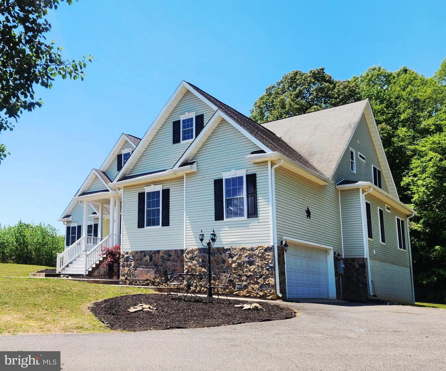 6315 Little Acres Lane, Woodford