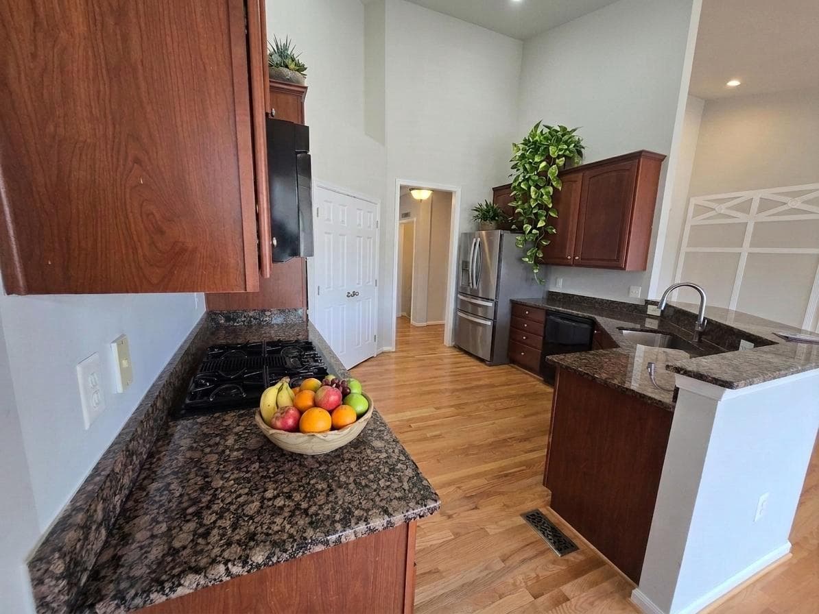 5104 Sewells Pointe Drive photo 17