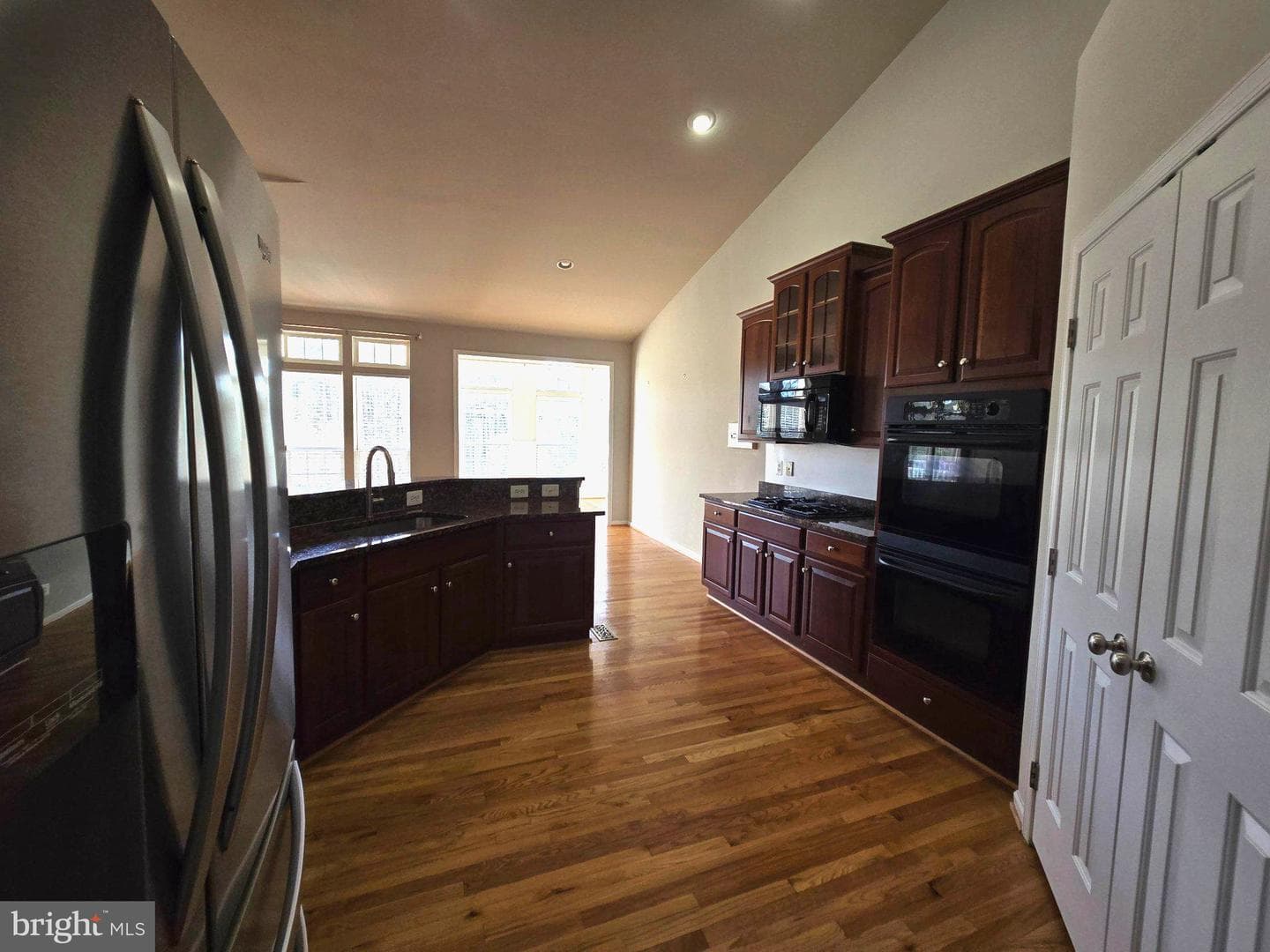 5104 Sewells Pointe Drive photo 18