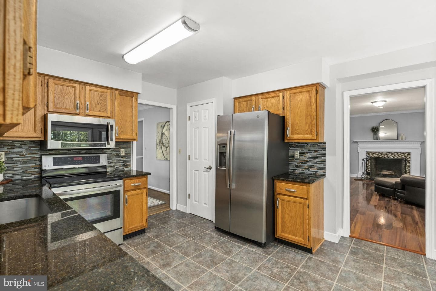 4406 Hilltop Court photo 8