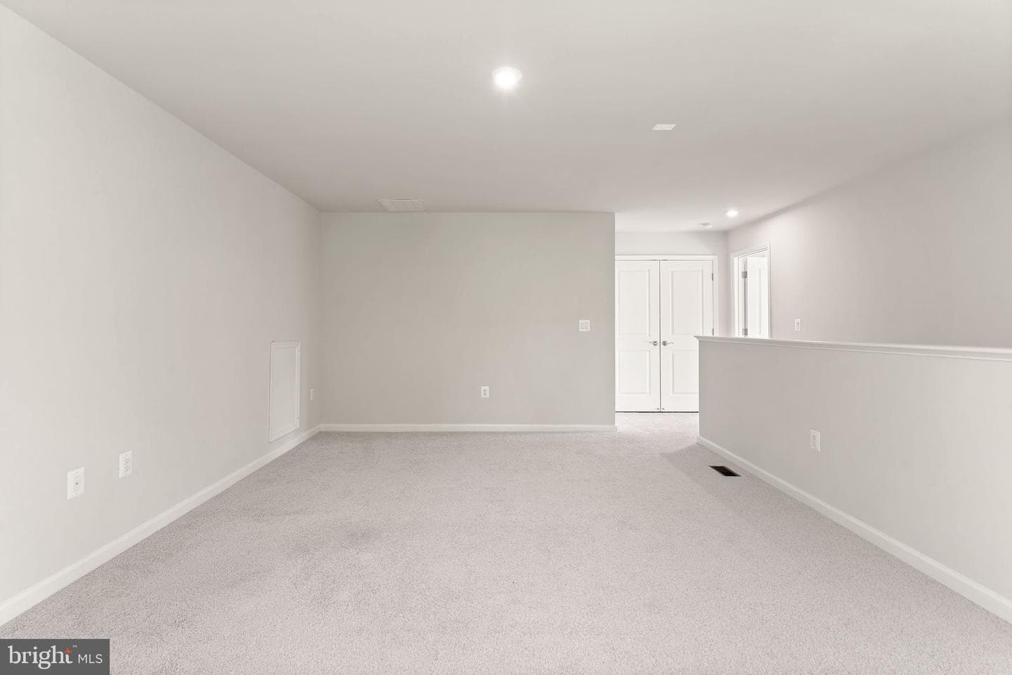 4220 Command Field Court photo 34