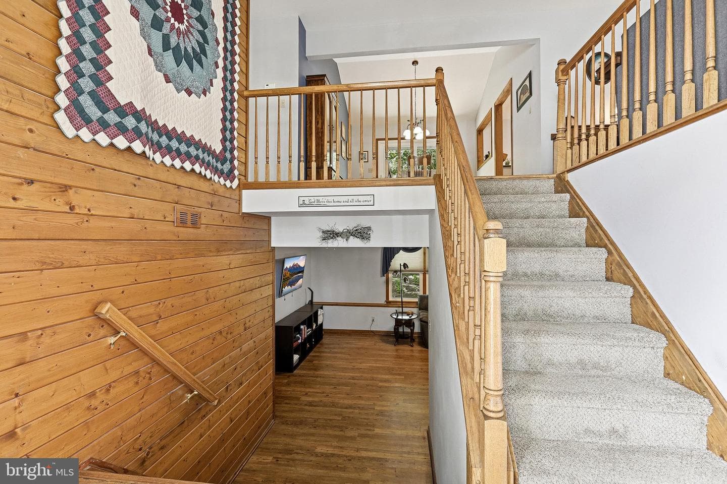 10608 Crestwood Drive photo 4