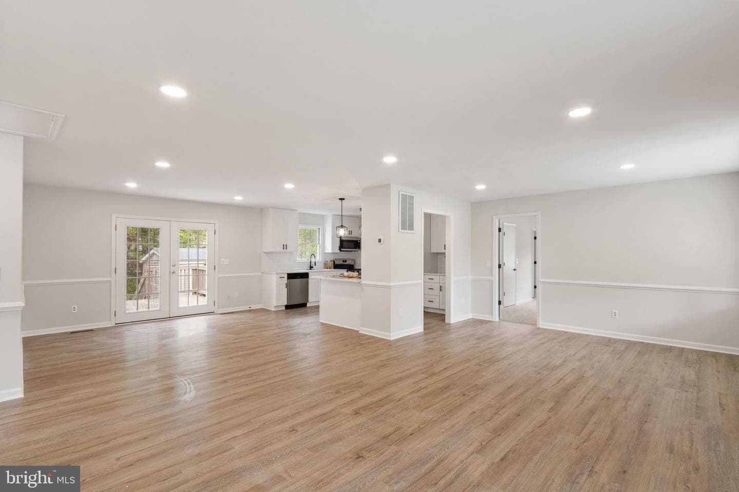 10722 Lovett Drive photo 13