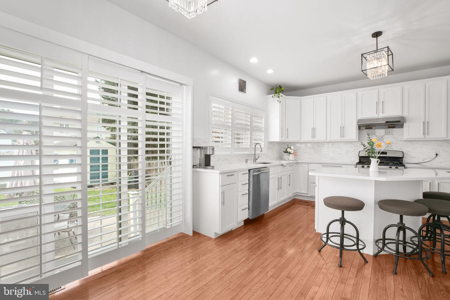 10804 Tides Court photo 18