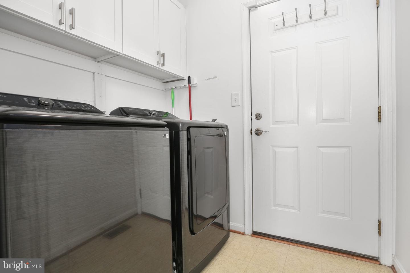 10804 Tides Court photo 26